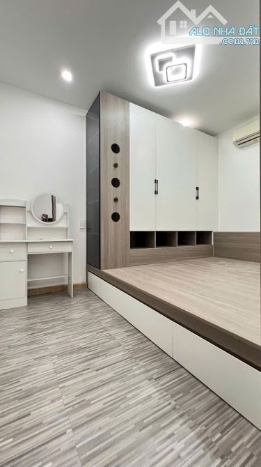 GẤP BÁN NHÀ 2LẦU DT 45M,CHỈ 3.1TỶ TL,HẺM XE HƠI THÔNG,FULL NỘI THẤT,PHƯỚC LONG A QUẬN 9 - 3