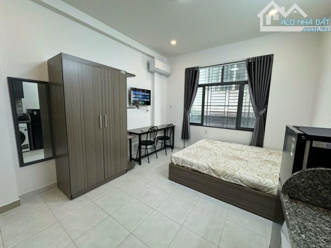 Bán CHDV - Gần Vạn Hạnh Mall, P.12, Q.10 - DT: 3,8m x  17,5m (66m2) - 5 Tầng - Giá: 16 Tỷ - 3