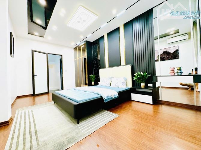 NHÀ ĐẸP PHỐ KHƯƠNG TRUNG DT35Mx4T CÁCH Ô TÔ 5M-FULL NỘI THẤT-2 THOÁNG-GIÁ 7.98 TỶ - 3