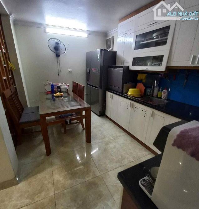 Ngõ hơn 3m, 20m OTO tránh Ngô Thì Nhậm, Hà Đông - 56m x 3 tầng, MT 6,3m - 10,1 tỷ CTL - 3