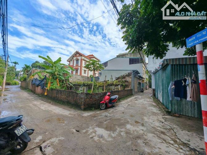 HÀNG HOT! BÁN ĐẤT TẶNG NHÀ C4 TÂN PHONG - BẮC TỪ LIÊM - DT: 30M2, MT4M - 4.58 TỶ - 3