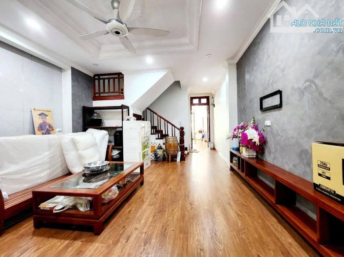📢 LK KĐT VĂN PHÚ - HÀ ĐÔNG. 👉 DIỆN TÍCH 90M. 4 TẦNG. MẶT TIỀN 4.5M. GIÁ HƠN 18 TỶ CÒN TL - 3