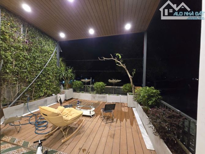 MẶT TIỀN KINH DOANH ĐƯỜNG NGUYỄN KHUYẾN 5*16.3 chỉ 8ty9 - 3