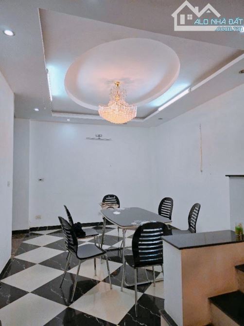 Nguyễn chí Thanh phân lô ô tô đỗ cửa 2 thoáng 50m giá 16.8 tỷ - 3
