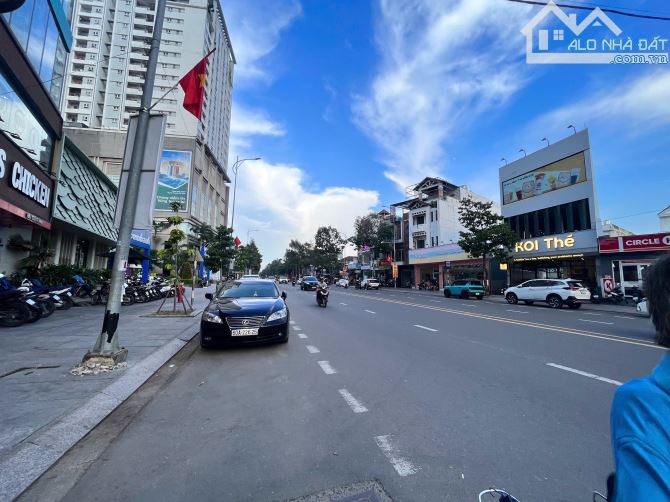 Duy nhất 1 cặp nhà 2 lầu hoàn thiện đường N1 khu d2d Võ Thị Sáu bán - 3