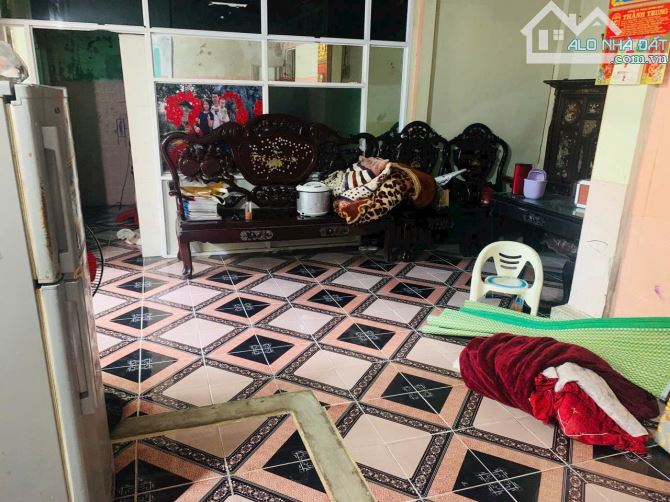 Cho thuê nhà nguyên căn cấp 4 - kiệt Điện Biên Phủ- Trường An ( cũ)- Tp Huế - 3