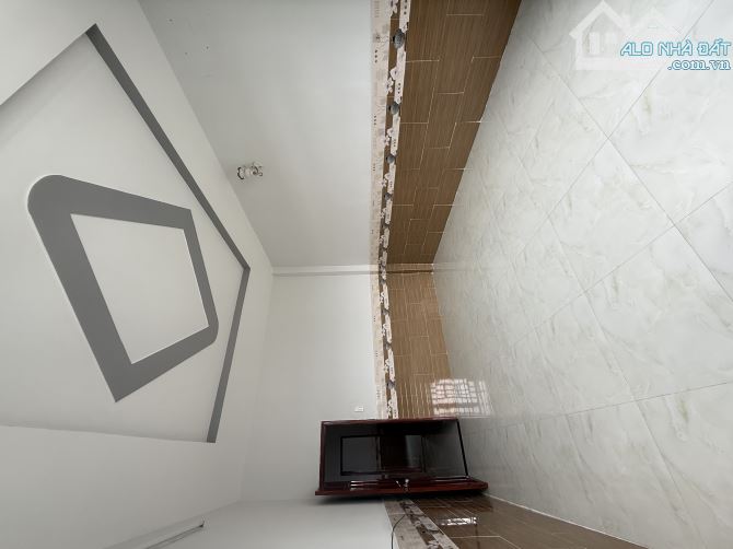 Nhà 2lầu diện tích 67m2 giá 2ty350triệu rìa KDC Đặng Huỳnh sổ hồng - 3