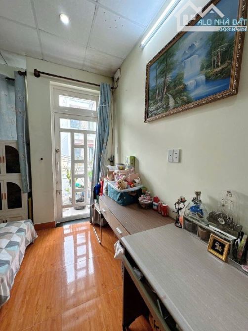 NHÀ ĐẸP GIÁ TỐT NGAY HƯƠNG LỘ 2, 2 TẦNG, 64M2, 3PN, ĐƯỜNG 8M THÔNG, GIÁ CHỈ  5.X TỶ - 3