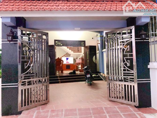 🔥 KHU VỰC RẤT HIẾM – NHÀ 2 TẦNG ĐẸP, LÔ GÓC MẶT TIỀN RỘNG - ĐƯỜNG RỘNG OTO TRÁNH -SẴN  Ở - 3