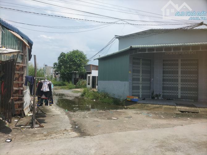5,05 tỷ 💓 thu 20 tr Bán nhà trọ khu kdc Tân Đức Đức Hòa Long An.  8,5 x25 sổ hồng riêng - 3