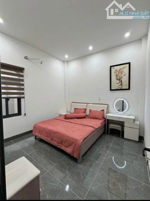 HÀNG HIẾM - NHÀ LẦU CUỐI HUỲNH VĂN NGHỆ, QUA TRẠM THU PHÍ BỬU LONG 500M - 3