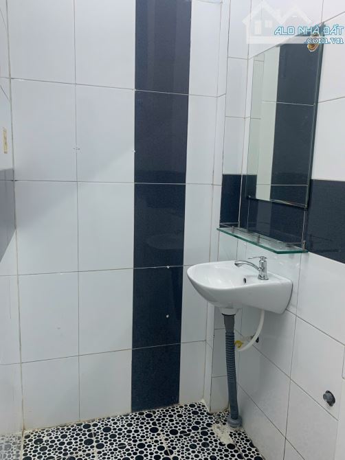 🌟 BÁN NHÀ MỚI TINH – TỔ ẤM NHỎ, ĐẦY ĐỦ TIỆN ÍCH 🌟  🏡 1.53tỷ Diện tích: 3m x 9m  1 trệt - 3