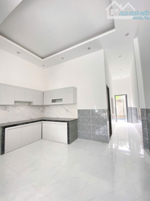 BÁN NHÀ NGỘP PHƯỜNG TÂN TRIỀU- ĐI TP BIÊN HOÀ CHỈ 10 PHÚT - 3