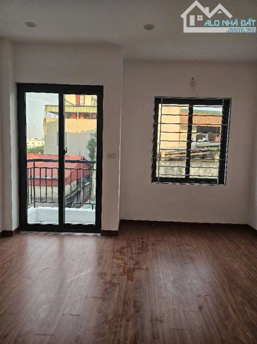 🏡 Bán nhà 4 tầng 42m² – Giá 5.5 tỷ tại Ngọc Hồi, Thanh Trì - 3