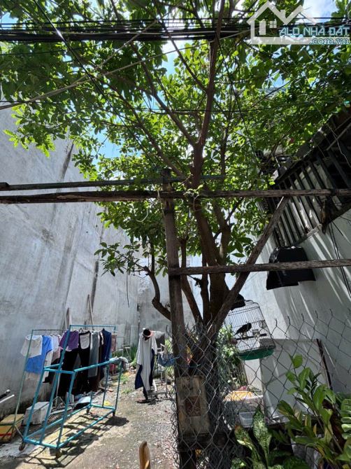 🏡 BÁN ĐẤT QUẬN 7 - NGANG 5M - NẰM CẠNH DỰ ÁN CĂN HỘ CAO CẤP - GIÁ NHỈNH 50tr/m2 - 3