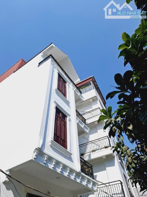 Bán nhà phúc lợi Long biên 69m2 xây 4 tầng lô góc ngõ nông - 3