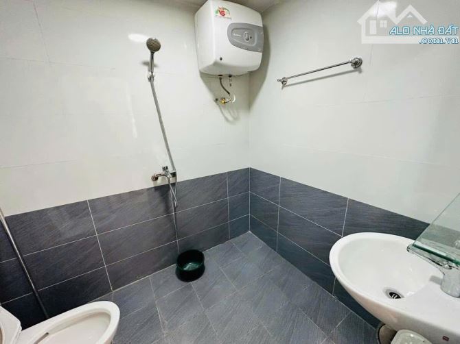 🌹🌹🌹 CĂN HỘ CHUNG CƯ 3 NGỦ – 2 WC – MẶT PHỐ LÊ VĂN LƯƠNG 🌹🌹🌹  ✨ Full nội thất cao cấp - 2