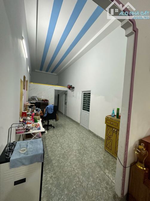 Bán gấp nhà C4 - góc 2MT Ynue - Eakao - Đaklak - 3