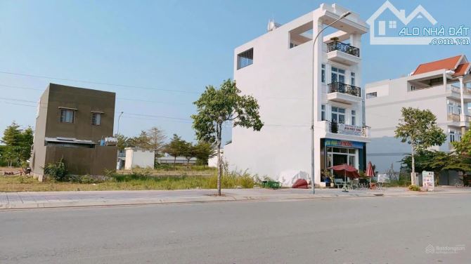Bán nhanh lô đất 80m2 chỉ 855tr Tân Uyên TP. HCM mới ngay khu công nghiệp VSIP 2 chính chủ - 3