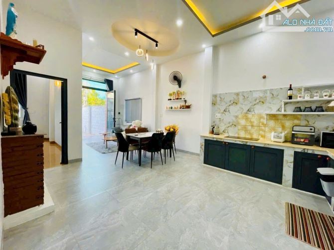 Bán nhà 1 trệt 1 lầu nhánh đường 27/4 Phước Hưng Bà Rịa, DT:118m2 - Giá bán: 4 tỷ 850triệu - 3