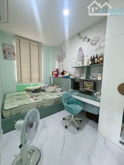 NHÀ CĂN GÓC 2 MẶT HẺM XE HƠI CÁCH MẠNG THÁNG TÁM 56M2, NGANG 4.8M, 4 TẦNG 4PN CHỈ 15.x TỶ - 3