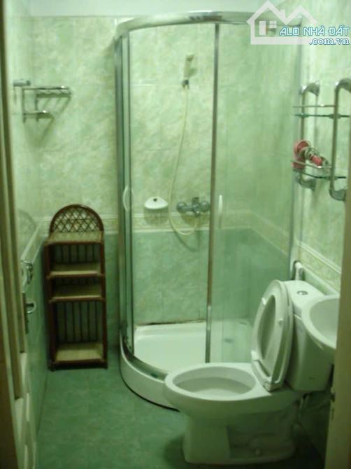 Bán nhà mặt ngõ Phan Kế Bính - DT 45m2 - nhà 4 tầng - MT 5,2 - Giá chỉ 20 Tỷ . - 3