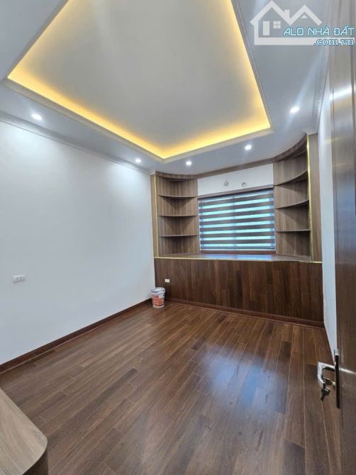 NHÀ XUÂN PHƯƠNG,DÂN XÂY,THANG MÁY,THOÁNG,6 NGỦ,39M2,5T,chỉ 8,X TỶ🆘 - 3