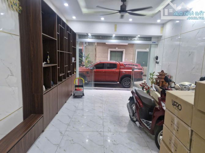 🌟 NHÀ MỘ LAO, HÀ ĐÔNG CỰC HOT! CHỈ 10.7 TỶ! 🌟 🏡 Diện tích & Cấu trúc: 44m 2 | 4 Tầng - 3