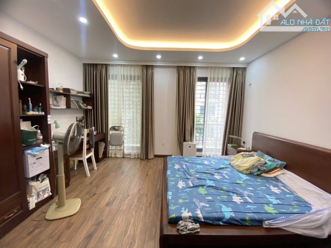 🏠 Bán nhà Nguyễn Văn Lộc – Làng Việt Kiều Châu Âu, 80m², 5 tầng, mặt tiền 4.5m - 3