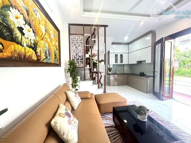 BÁN NHÀ ĐƯỜNG PHÚC LỢI 35M2, 5 TẦNG MỚI ĐẸP, Ô TÔ ĐỖ CỔNG, 6 TỶ. - 3
