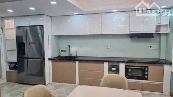 Mặt tiền Đồng Nai, P.15, Q.10, 5m*10m, 5 tầng, 40tr/th - 3