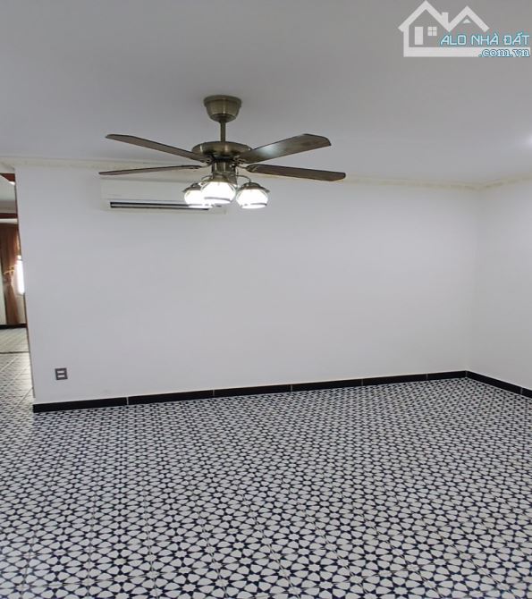 Bán nhà mặt tiền ĐS 2, KDC Bến Lức, P7, Q8, 110m2, 5 tầng, ngang 5m. - 3