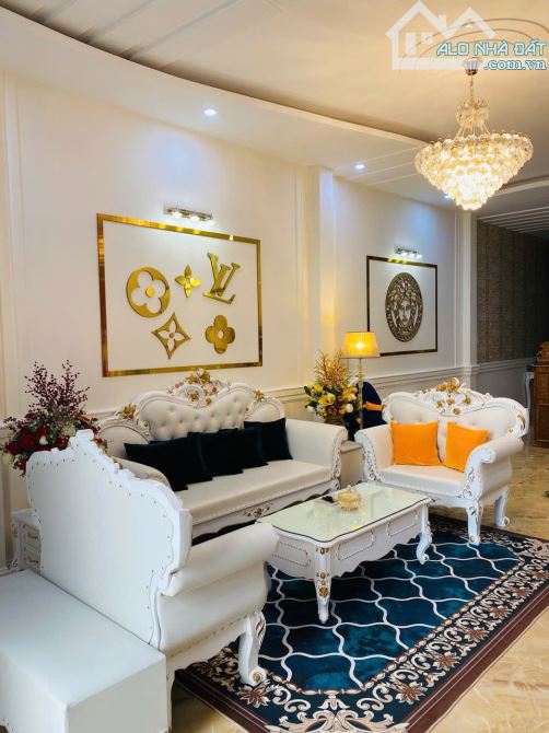 BÁN NHÀ MẶT TIỀN LÊ HỒNG PHONG, TP VT– NHÀ ĐẸP,GẦN BÃI SAU, ĐẦU TƯ CỰC TỐT GIÁ 11,7  TỶ TL - 3