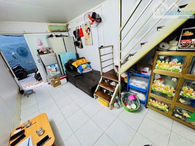 Bán gấp nhà phố  Bùi Xương Trạch 20m  3 tầng 3mt  1.6  tỷ - 3