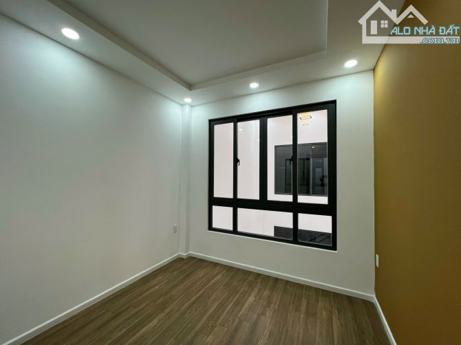 NHÀ MỚI 4x17 ĐƯỜNG ĐẸP 6M NGAY CHỢ HỒ TRỌNG QUÝ Q.6 - 3
