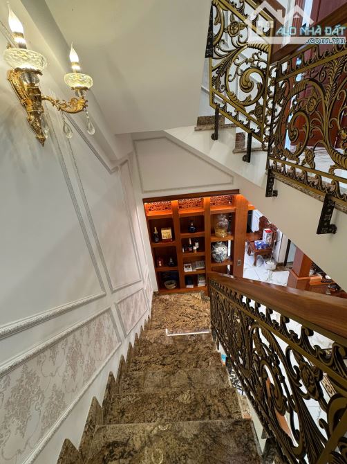 01 căn duy nhất tại Văn Hoa Villas gần Vincom- hoàn thiện cao cấp tặng toàn bộ nội thất - 3