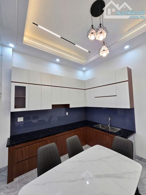 CHỦ GỞI BÁN NHÀ 1 TRỆT 2 LẦU MỚI XÂY P.BỬU HÒA, 4,5X17=72M2, SỔ RIÊNG, ĐÃ HOÀN CÔNG, TẶNG - 3