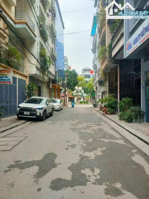 BÁN NHANH NHÀ DỊCH VỌNG , PHÂN LÔ, ÔTÔ TRÁNH, KINH DOANH, 7T THANG MÁY, DT 55M2 GIÁ 19 TỶ - 3