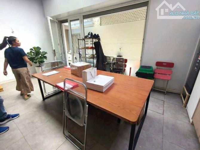 Mặt tiền hiếm 6.7m Hồ Đắc Di quận Đống Đa 106m2 4 Tầng-2 Thoáng Ngõ Ô Tô Ở Kinh Doanh Đẹp - 3