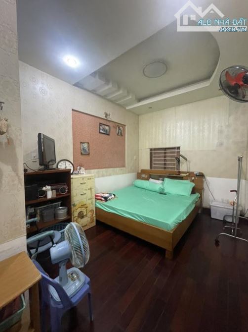 MẶT TIỀN KINH DOANH ĐINH TIÊN HOÀNG – QUẬN 1 – THU NHẬP 720TR/NĂM - GIÁ SIÊU HỜI! - 3