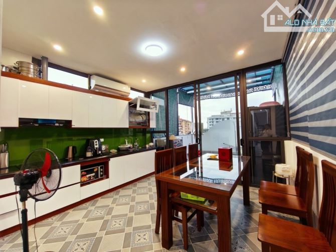 ✨ BÁN NHÀ KHU PHÂN LÔ PHÚC HOA – TRƯỚC NHÀ 3 Ô TÔ TRÁNH ✨  📐 Diện tích: 43m² vuông vắn – - 3