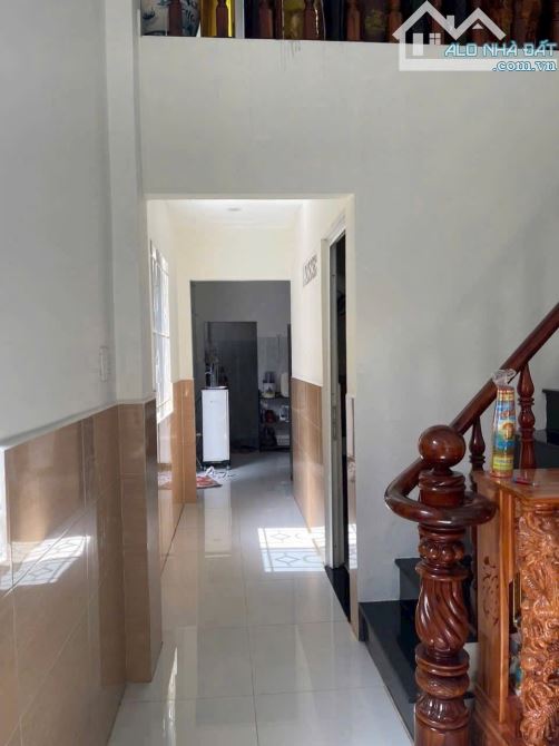 Bán Nhà Ngang 9m Đường 5m Sau Big C Dĩ An , Khu Dân Cư đông sạch đẹp - 3