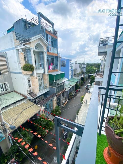 Bán nhà mới vào ở ngay - 4 tầng (4x14m) - hẻm nhựa 6m - giáp quận 8 - chỉ 5.19 tỷ - 3