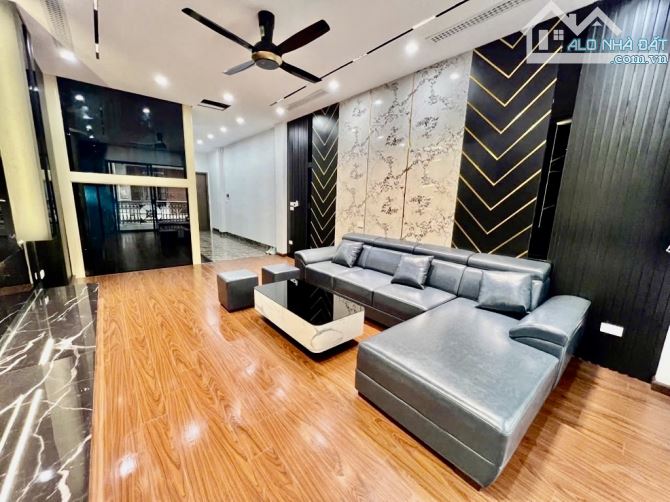 🏡 CẦN BÁN NHÀ THANG MÁY SIÊU XỊN #Kim_Ngưu – 45m² – 5 Tầng – Nhỉnh 8 Tỷ - 3