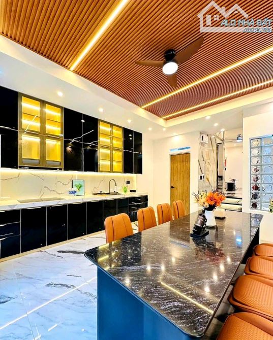 SIÊU PHẨM NHÀ PHỐ 4 TẦNG - CÓ THANG MÁY - FULL NỘI THẤT - 52M2 - CHỈ 8,1Ỷ - PHẠM VĂN CHIÊU - 3