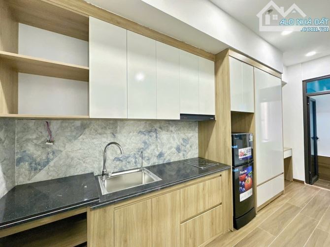 BÁN TÒA NHÀ DOÃN KẾ THIỆN, CẦU GIẤY - 95M² x 10T CÓ HẦM - DÒNG TIỀN 250TR/TH - VỈA HÈ Ô TÔ - 3