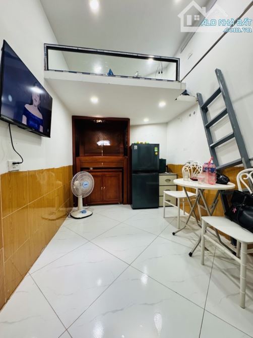 🏡HAI BÀ TRƯNG -NHÀ RIÊNG GẦN MẶT PHỐ-NHÀ XINH ĐỦ CÔNG NĂNG - TẶNG NỘI THẤT- GIÁ 1TỶ050 - 3