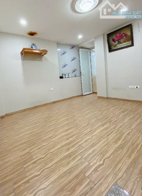 MẠC THỊ BƯỞI 🏡 MẶT NGÕ Ô TÔ – ĐỖ CỔNG – SÁT PHỐ – 4 TẦNG DÂN XÂY - TẦM TIỀN HIẾM - 3