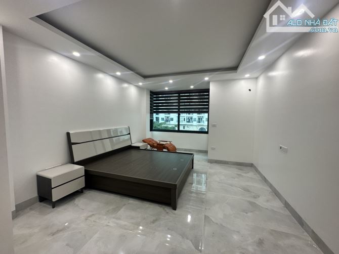 💎 HOA HẬU LONG BIÊN – 8 TẦNG THANG MÁY – TRƯỚC NHÀ 3 Ô TÔ TRÁNH – FULL NỘI THẤT SANG XỊN - 3