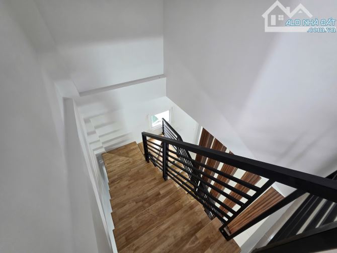 HẠ GIÁ BÁN GẤP!!!  NHÀ MỚI 3 LẦU MẶT TIỀN HÙNG VƯƠNG - 5TỶ 650 - 3